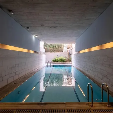Award-winning Yellow-spot Apartment *