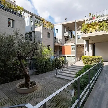 Award-winning Yellow-spot Apartment