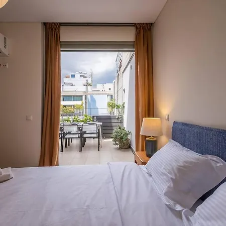 Award-winning Yellow-spot Apartment Athens