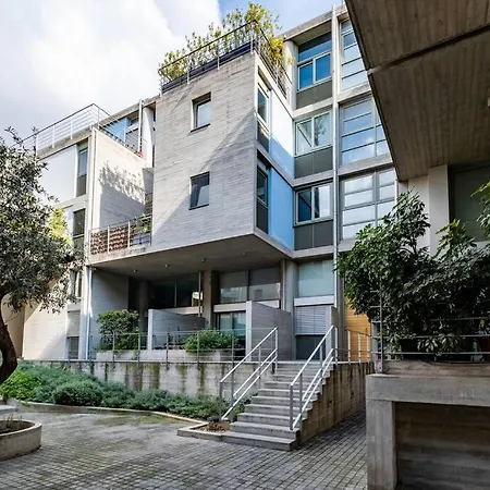 Apartment Award-winning Yellow-spot *